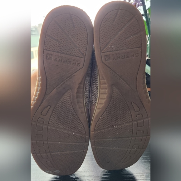 Women’s tan Sperry's (8) - Picture 5 of 6